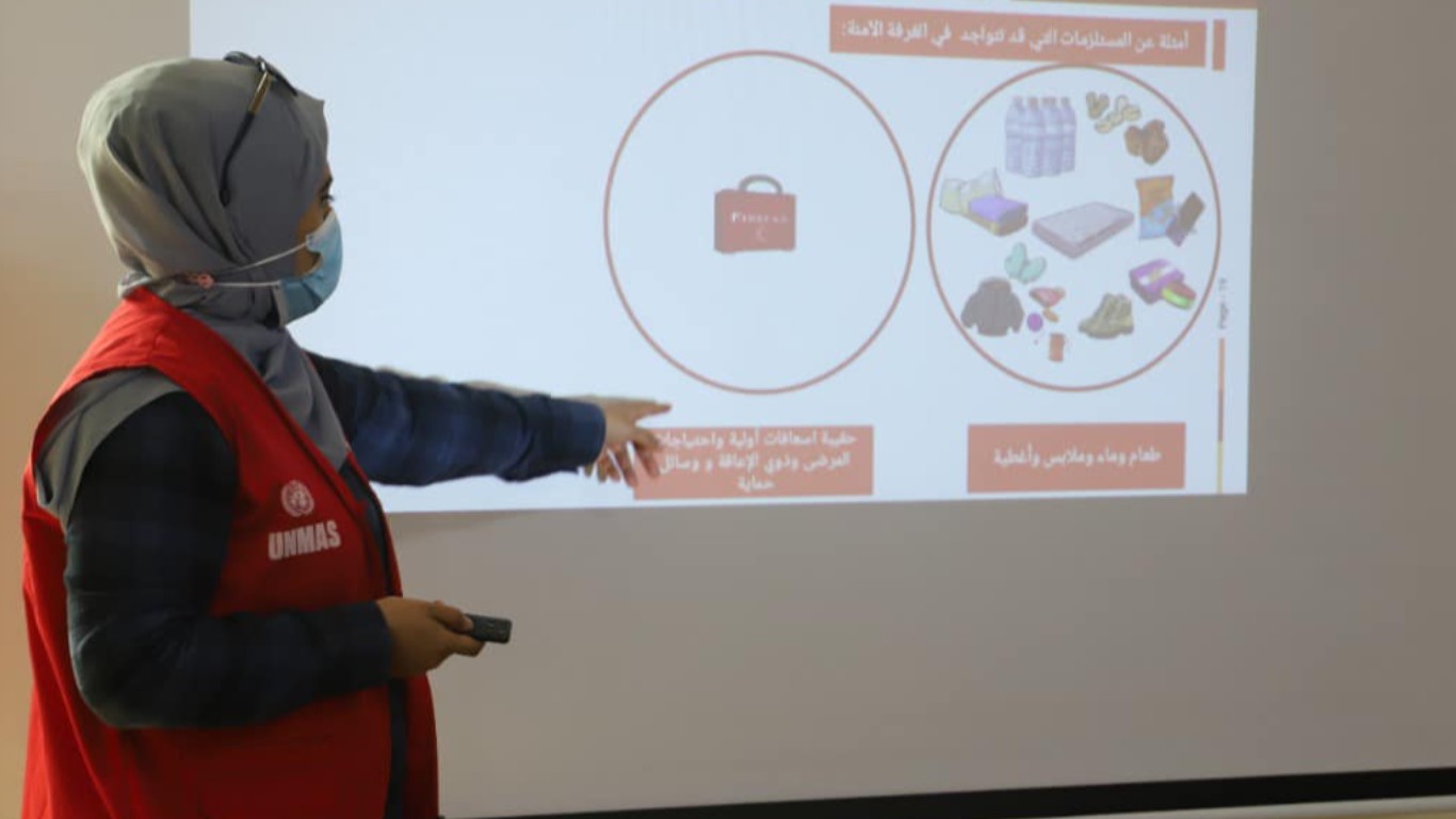 ورشة للجمهور حول الحماية في أوقات الطوارئ وكيفية التعامل الآمن مع مخلفات الحروب