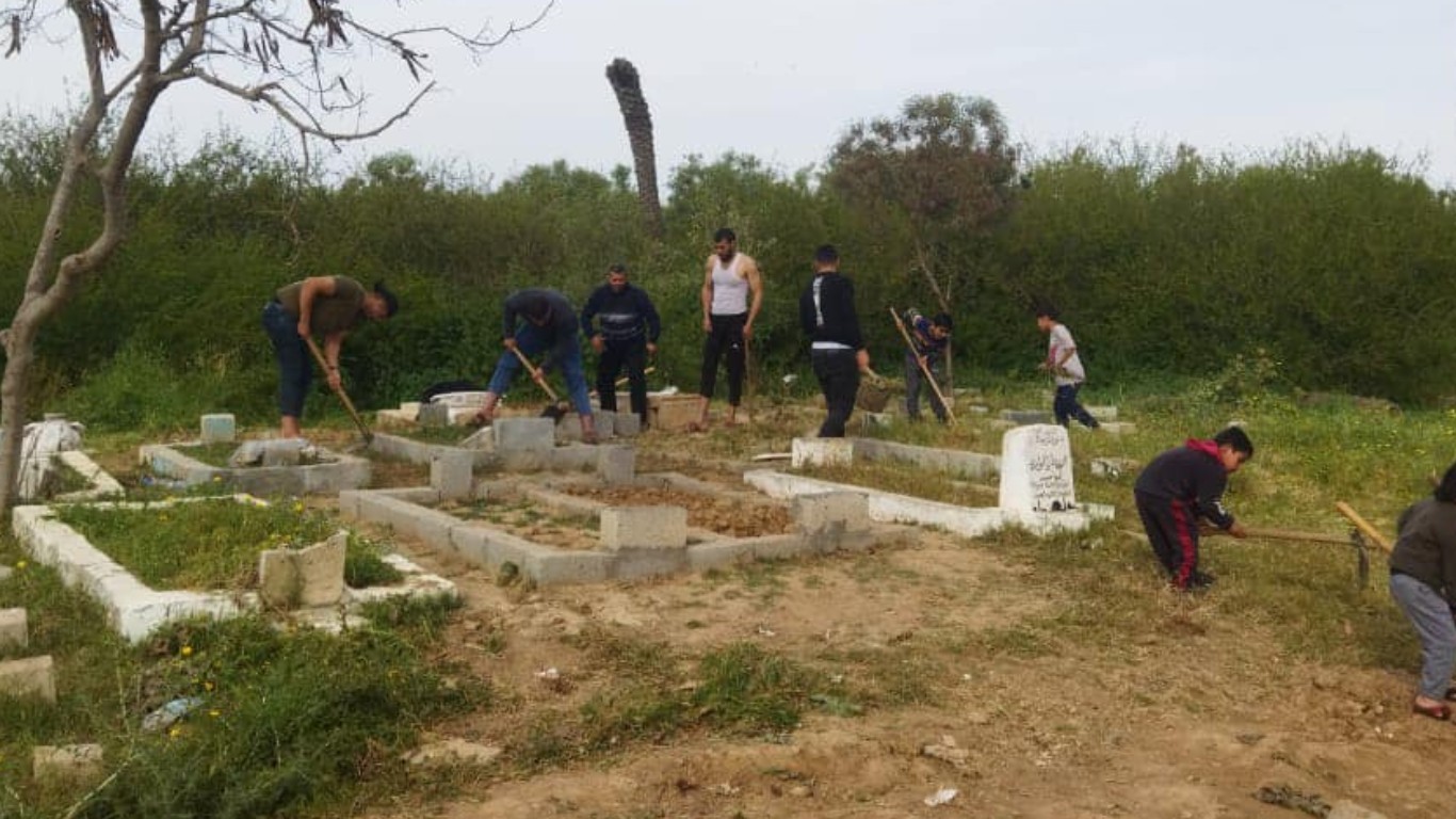 حملة نظافة في مقبرة بلوك 1