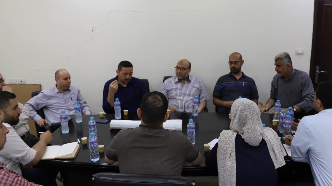 مناقشة مشروع تطوير وادي غزة